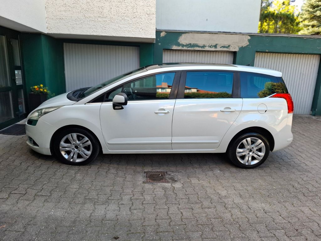 Bild des Angebotes Peugeot 5008 2.0 Business-Line HDi FAP 160 Automatik...