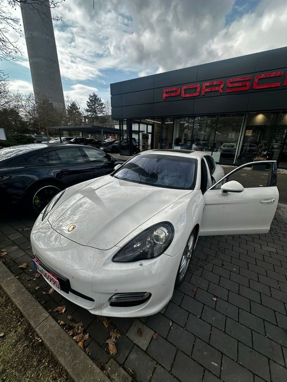 Bild des Angebotes Porsche Panamera V8 Turbo Allrad PDK Modell 970/ 500PS