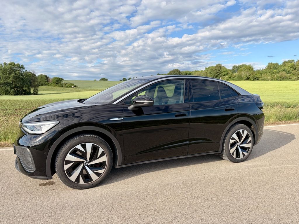 Bild des Angebotes Volkswagen ID.5 Pro Perf - IQ DCC AHK HUD Pano Mass. Gar.