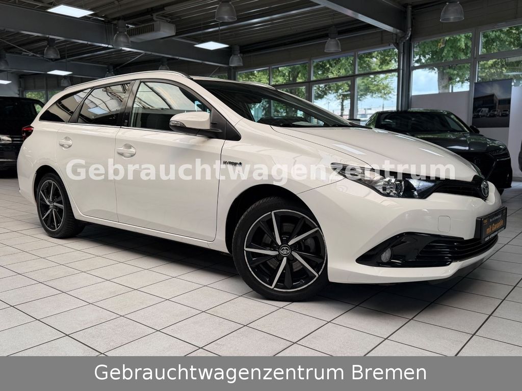Bild des Angebotes Toyota Auris Touring Sports Hybrid TeamD*Automatik*LED*