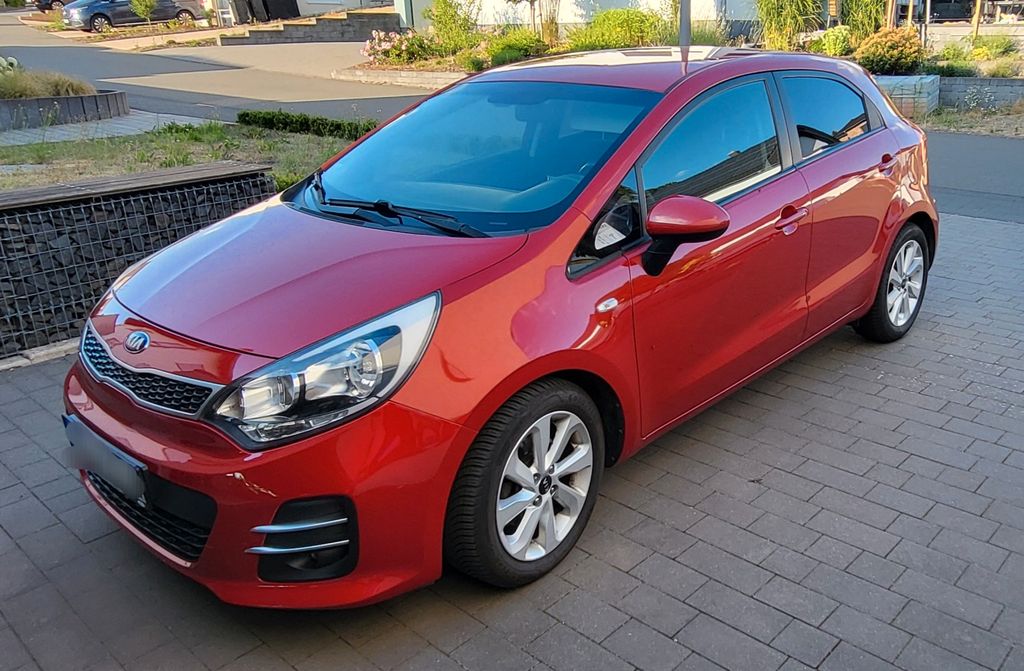 Bild des Angebotes Kia Rio 1.4 Dream-Team Edition Dream-Team Edition