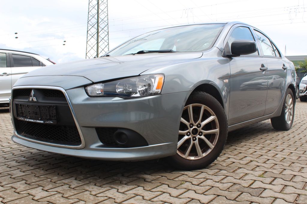Mitsubishi Lancer 1.6 Klima