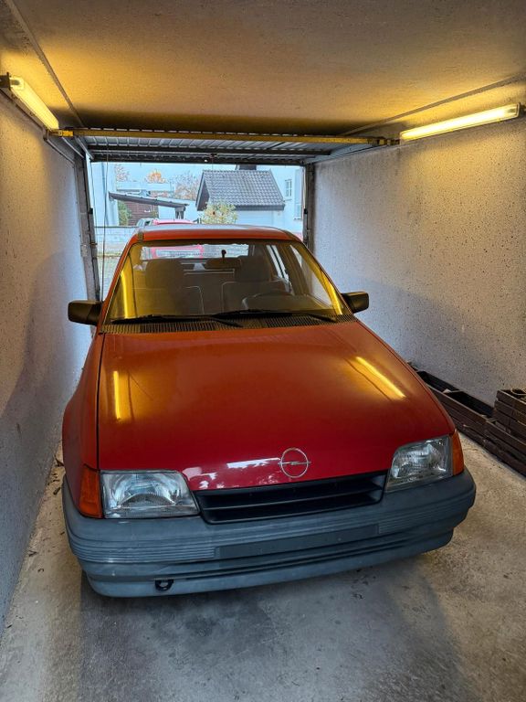 Opel Kadett E aus erster Hand, Garagenwagen