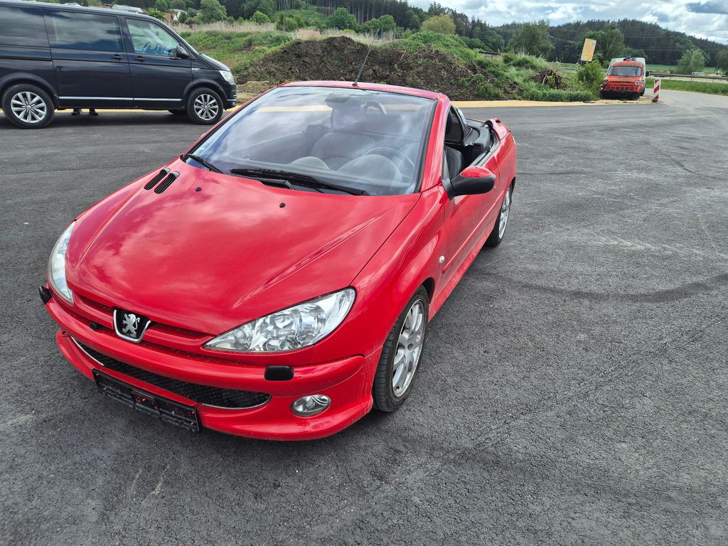 Bild des Angebotes Peugeot 206 CC Platinum HDi 110