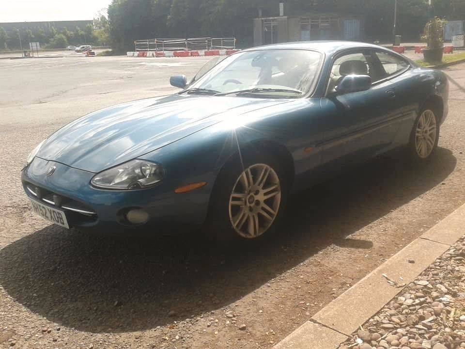 Bild des Angebotes Jaguar 4,2L FACELIFT, RARE COUPE, 50%REDUCED PRICE NOW