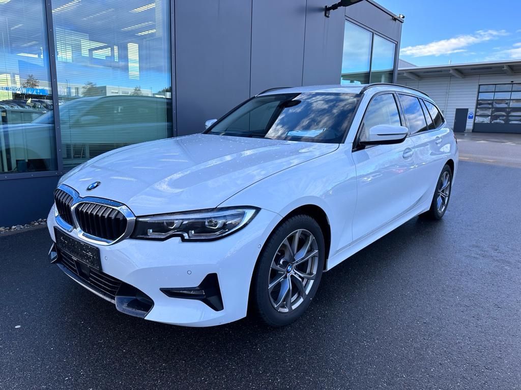 Bild des Angebotes BMW 320d xDrive Touring Sport Line Automatic Spo...