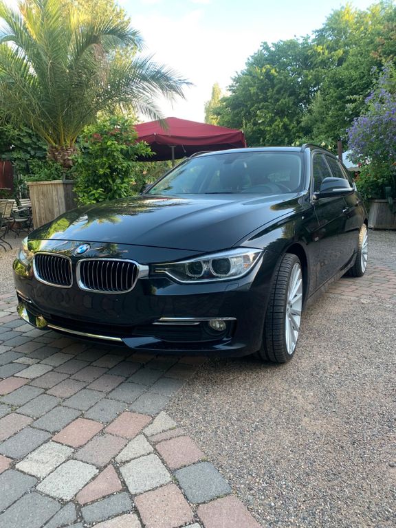 BMW 320d Touring Luxury Line