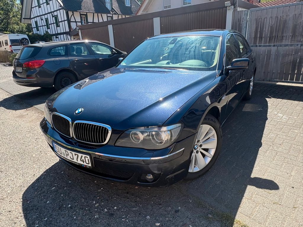 Bild des Angebotes BMW 740i A -