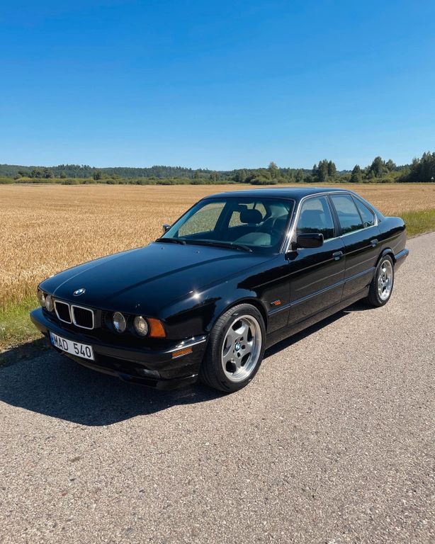 BMW 540i