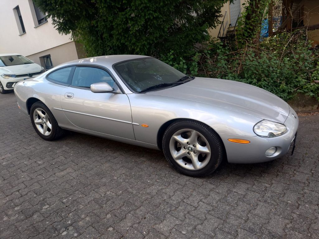 Bild des Angebotes Jaguar XK8 Coupe -