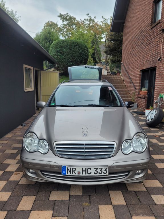 Bild des Angebotes Mercedes-Benz C 180 KOMPRESSOR T Classic