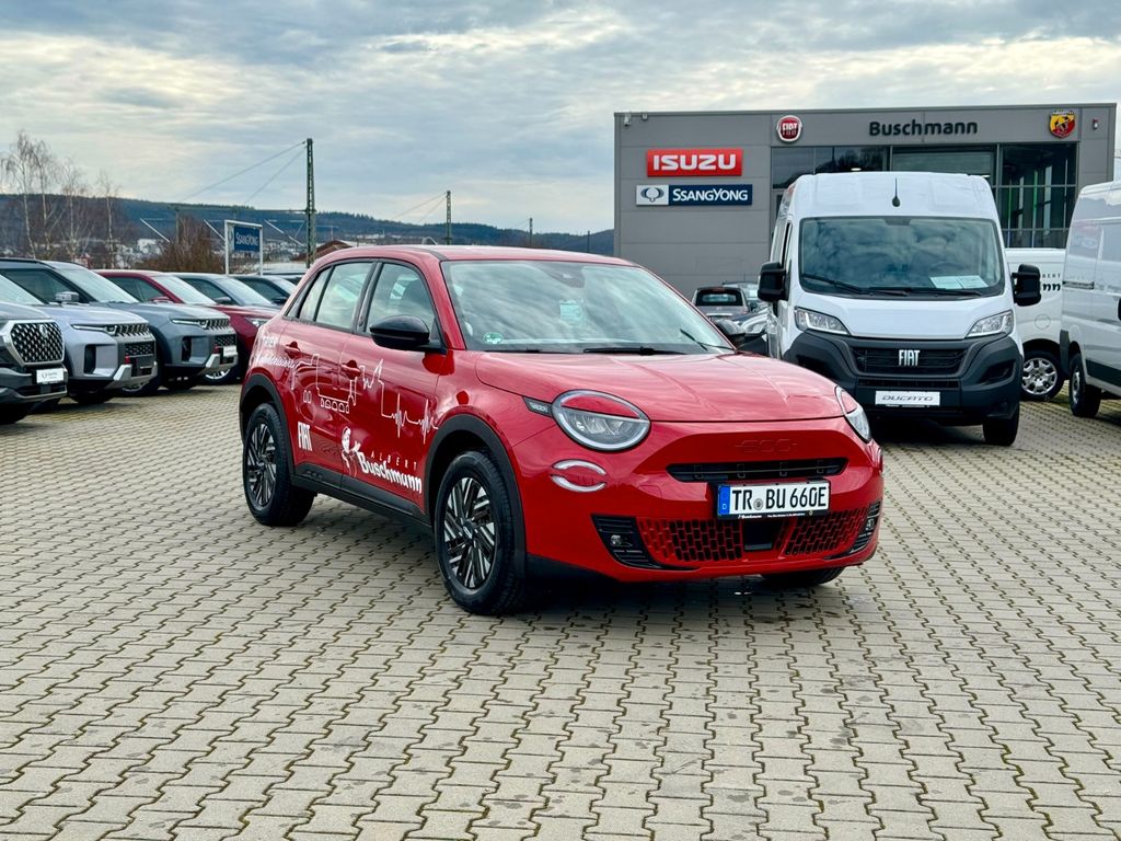 Bild des Angebotes Fiat 600e Sondermodell RED 54 kWh Gratis Wallbox