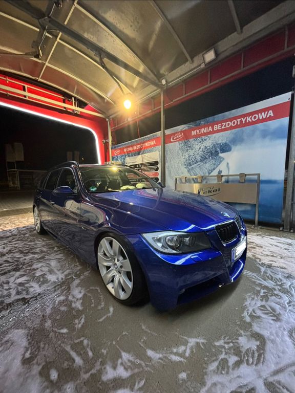 Bild des Angebotes BMW 320d Touring E91 M-Paket Shadowline Lemansblau