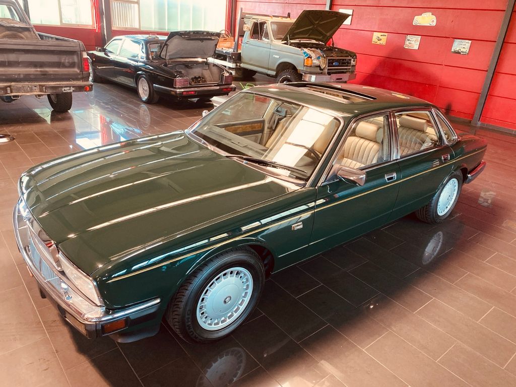 Jaguar XJ40 Ein Traum in British Racing Green!!