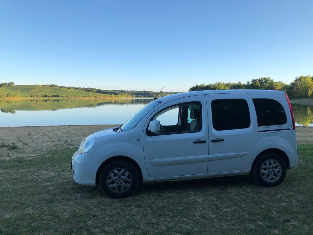 Bild des Angebotes Renault Kangoo Automatik Minicamper/ Van (Bett, Küche..)