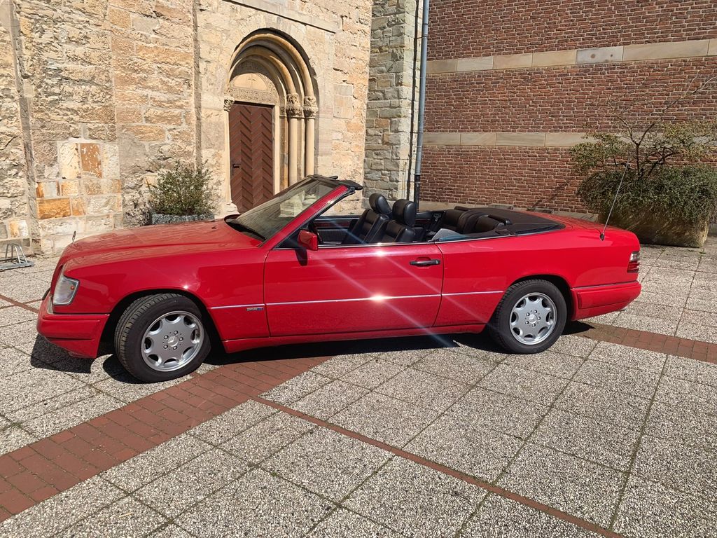 Bild des Angebotes Mercedes-Benz 220 Sportline Cabriolet
