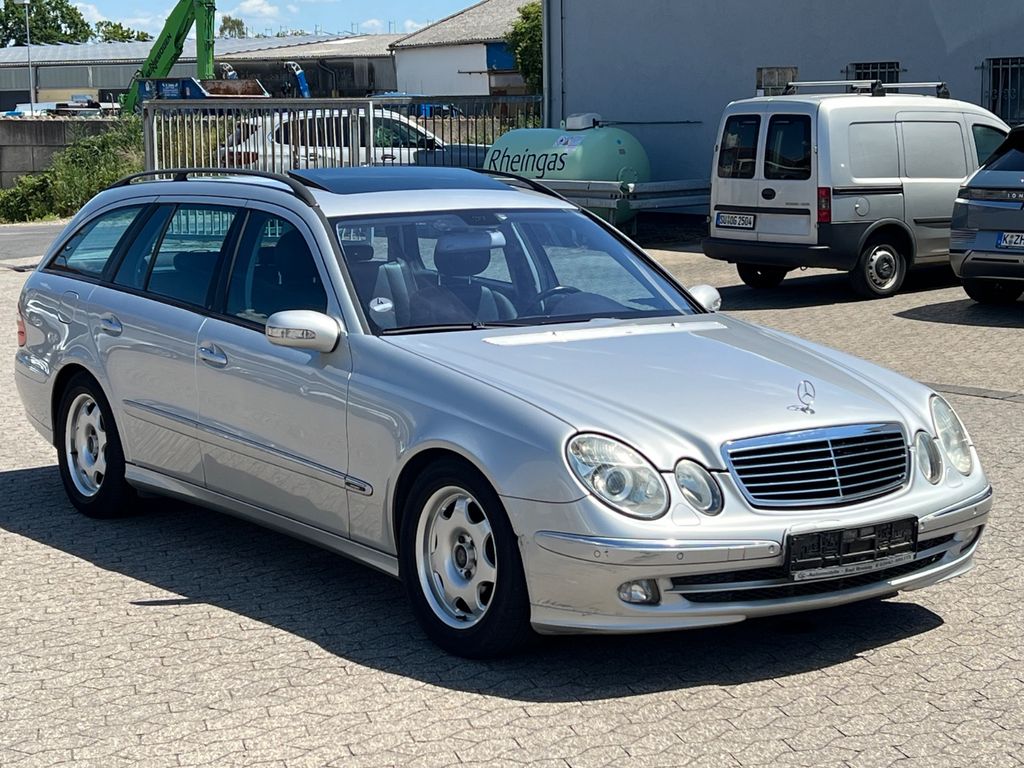 Bild des Angebotes Mercedes-Benz E 280 CDI T AVANTGARDE Leder S.-Dach TÜV+ÖL NEU