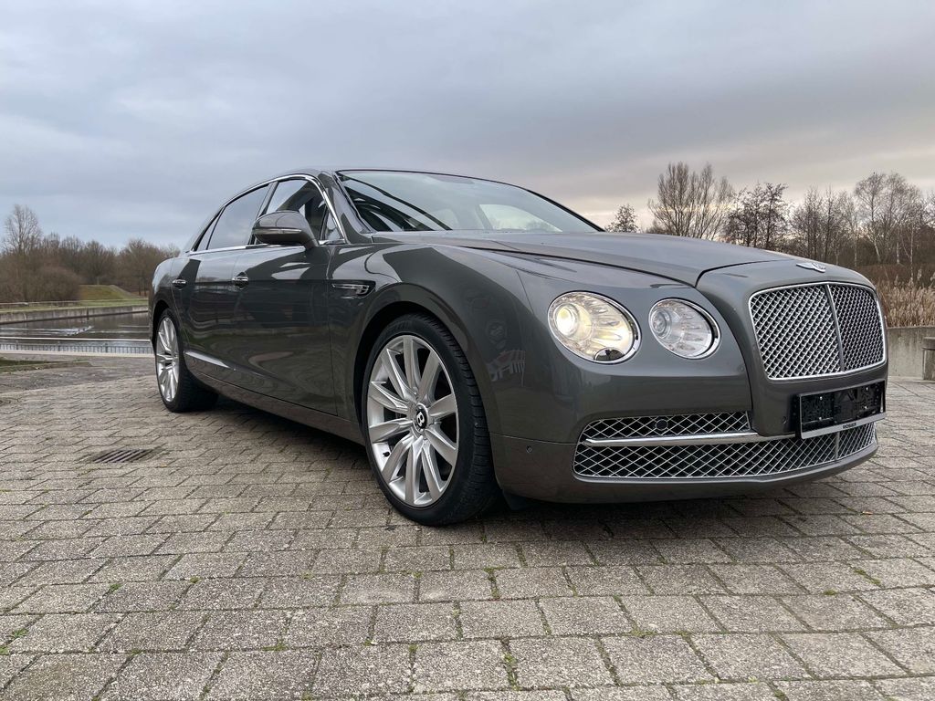 Bild des Angebotes Bentley Flying Spur 6.0 W12 - TOP ZUSTAND - TRAUMMOTOR