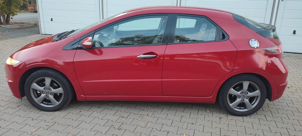 Honda Civic 1.4 -