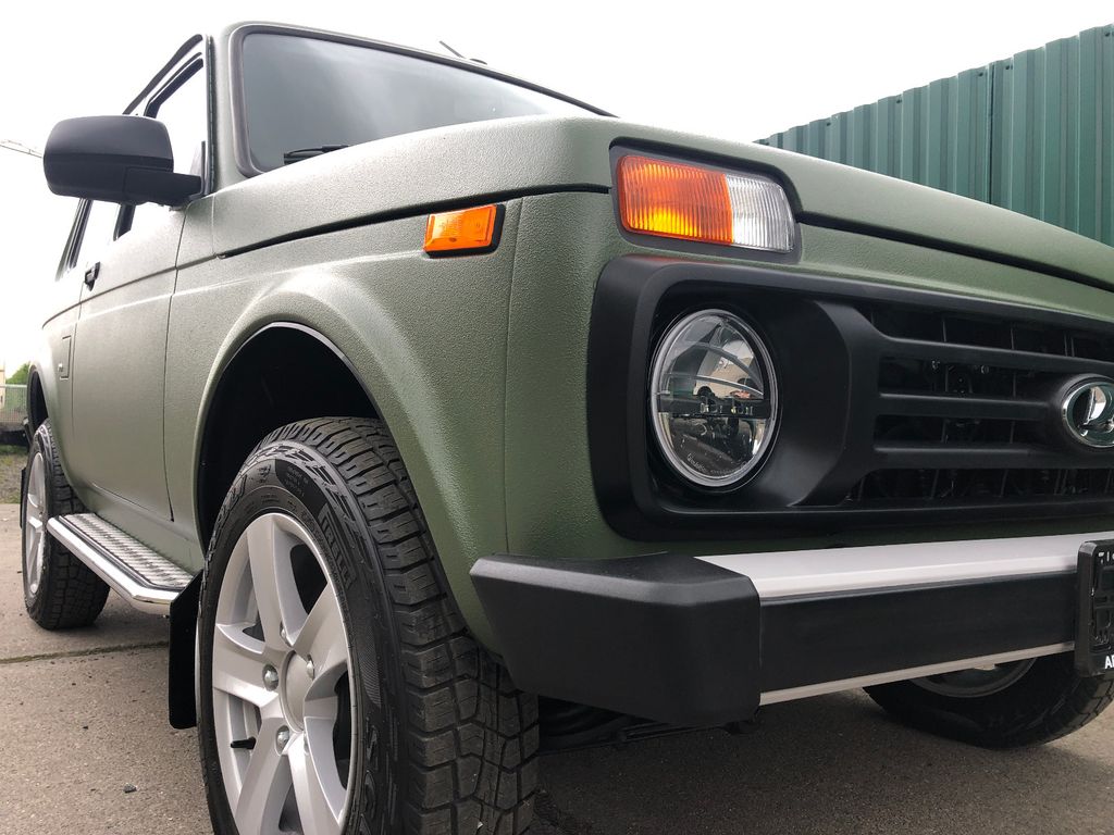 Lada NIVA "PREMIU PLUS RAPTOR"! AET-Kollektion 2026
