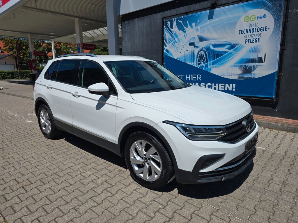 Bild des Angebotes Volkswagen Tiguan Active * NAVI * KAMERA * LED LIGHT *
