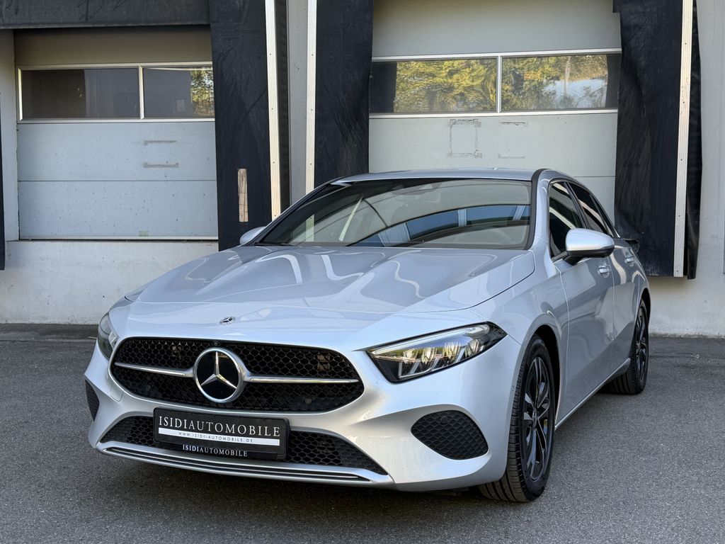 Bild des Angebotes Mercedes-Benz A 220 D Urban LED ACC MBUX 360°Kamera Ambiente