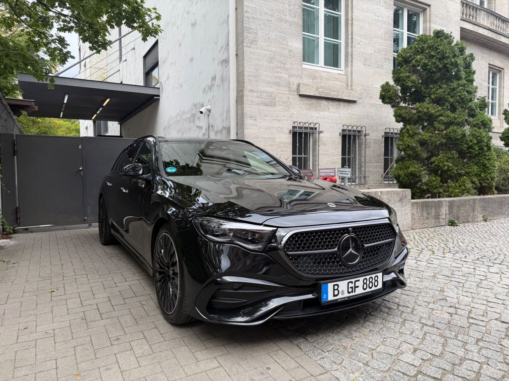 Bild des Angebotes Mercedes-Benz E 220d AMG-Superscreen-Garantie MB100-VOLL