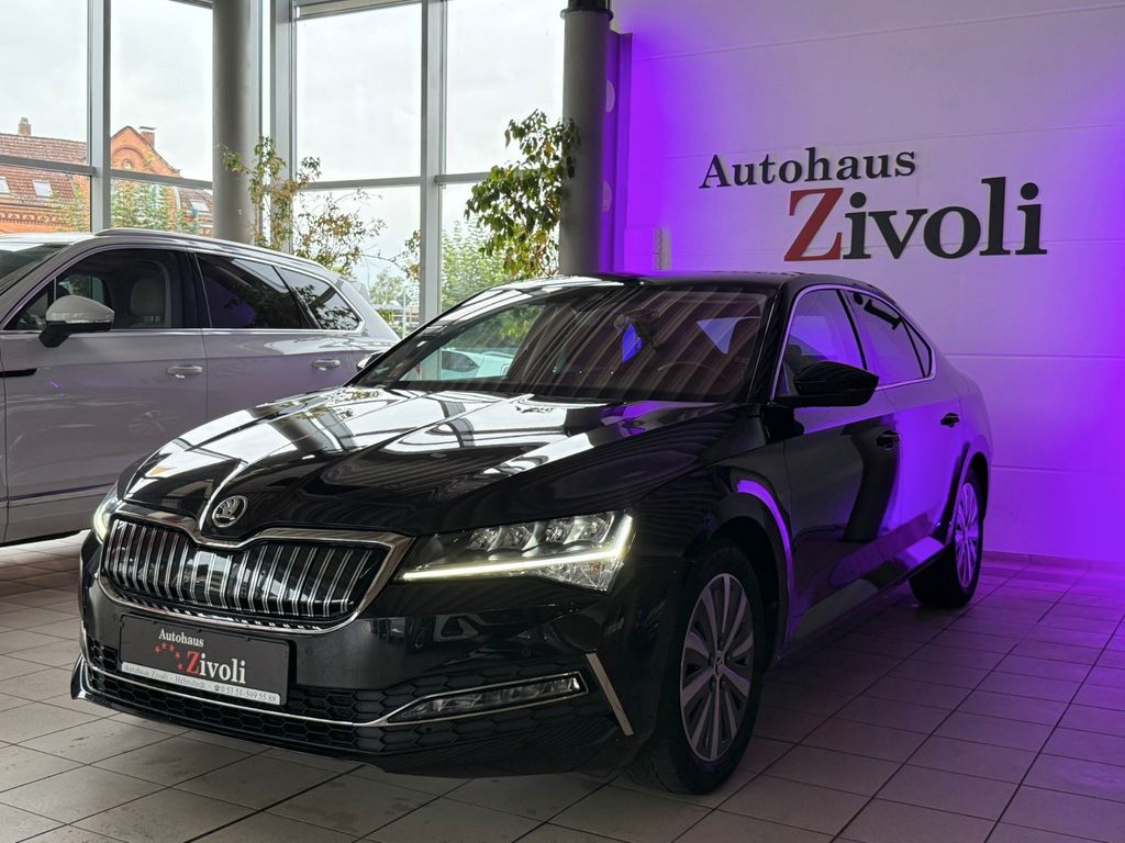 Bild des Angebotes Skoda Superb Lim. Ambition iV/DSG//VIRTUELL/DCC/LED/