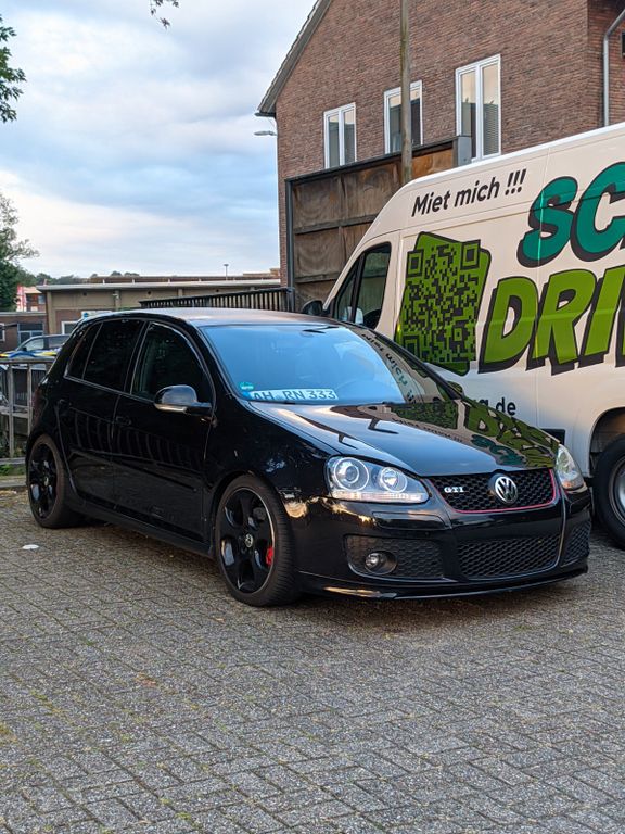 Volkswagen Golf 5 GTI 2.0 TFSI (BWA) / 200 PS / R32 Look