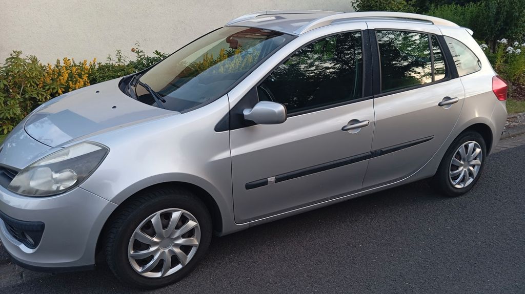 Bild des Angebotes Renault Clio Grandtour Dynamique 1.2 16V TCE Dynamique