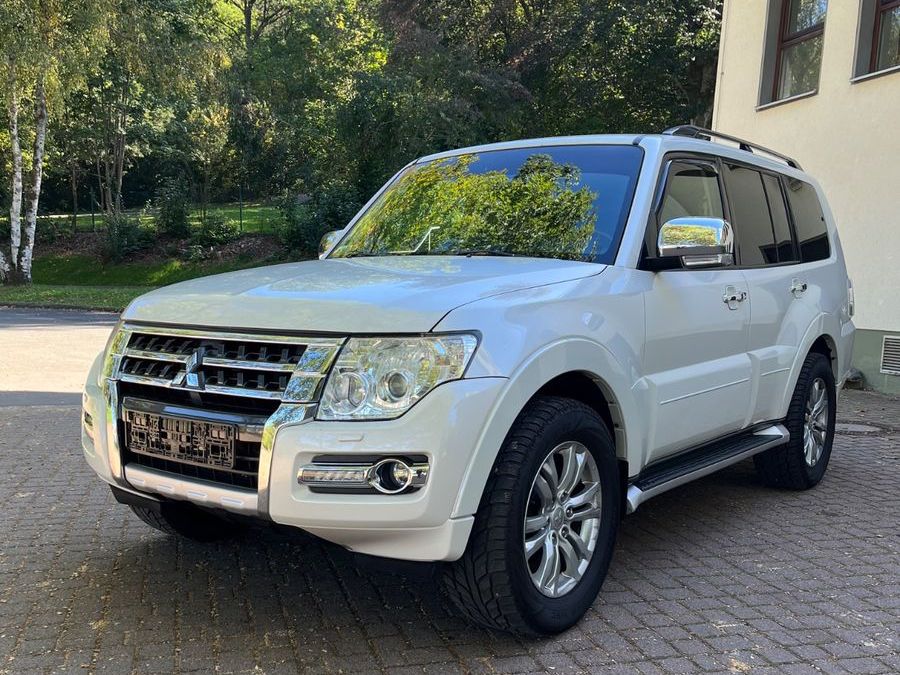Bild des Angebotes Mitsubishi Pajero 3.2 DI-D Top