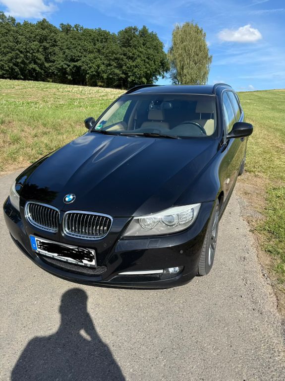 Bild des Angebotes BMW 320d xDrive Touring Edition Lifestyle Editio...