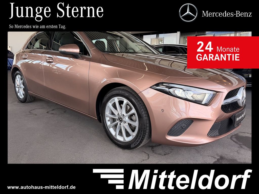Bild des Angebotes Mercedes-Benz A 180 PROGRESSIVE LED MBUX CAR-PLAY SITZHEIZNavi
