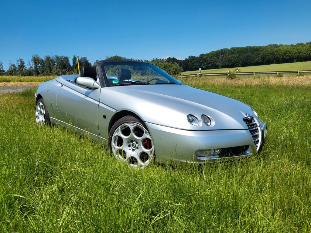 Alfa Romeo SPIDER 2,0 JTS LEDER DAB+ BLACKLINE NOVITEC HOLZ