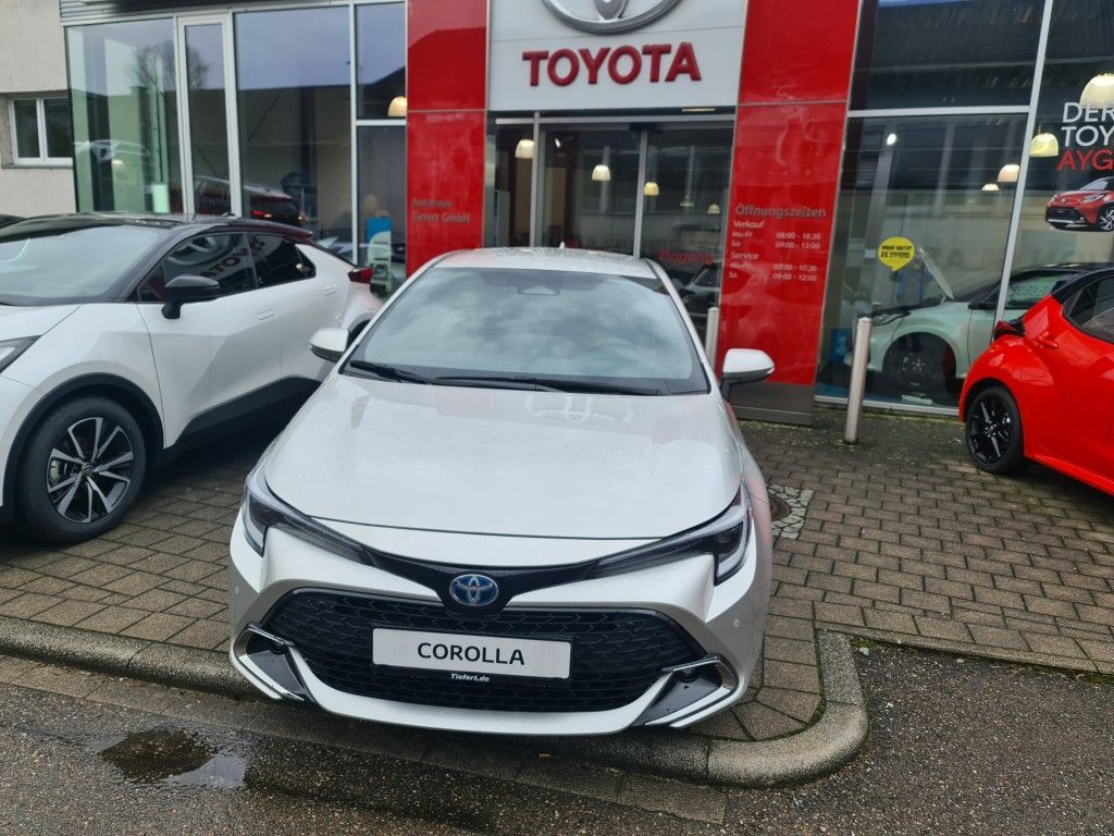 Bild des Angebotes Toyota Corolla 1.8 Hybrid Team D