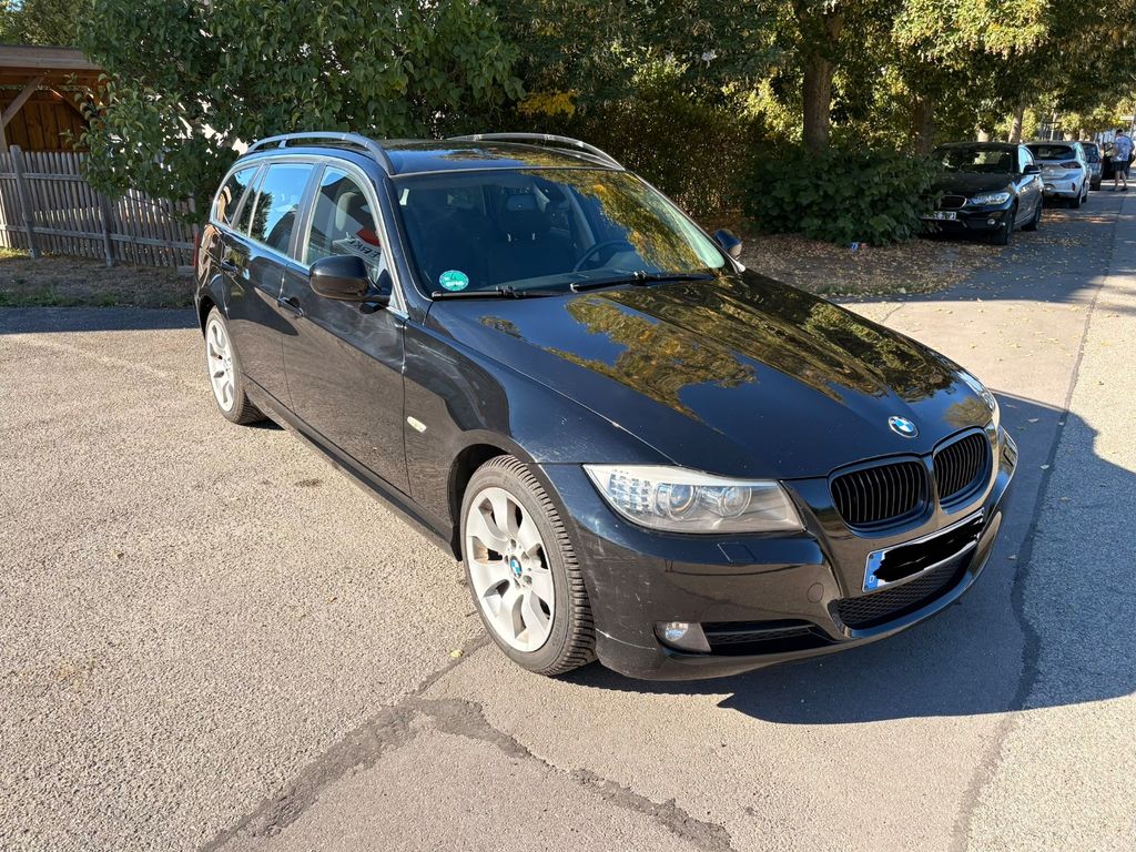 Bild des Angebotes BMW 330d Touring - Xenon, AHK, SHZ, KlimaA