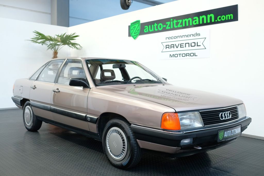 Bild des Angebotes Audi 100 CD 5E AUTOMATIK/1.HAND/H-KENNZ/WENIG KM