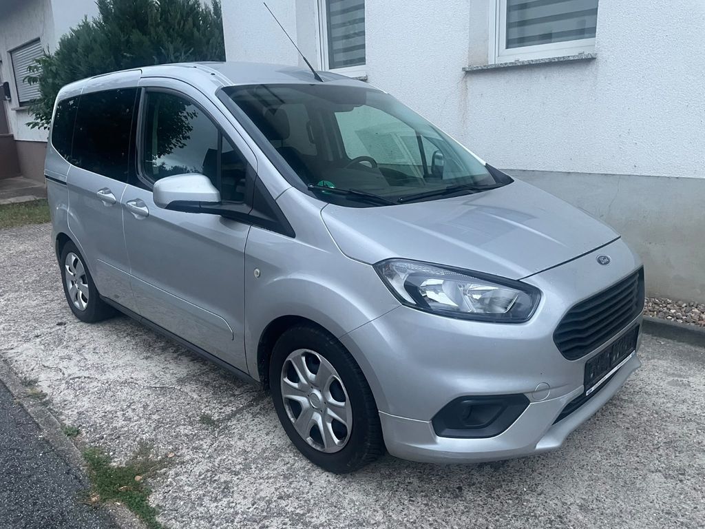 Bild des Angebotes Ford Tourneo Courier 1.5 TDCi | AHK | PDC | TÜV