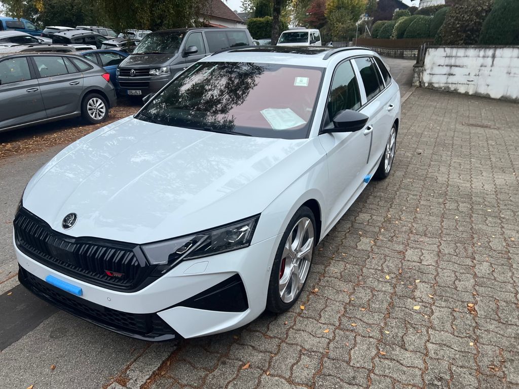Skoda Octavia Combi RS 2.0 TSI AHK HUD NAVI 19 Zoll