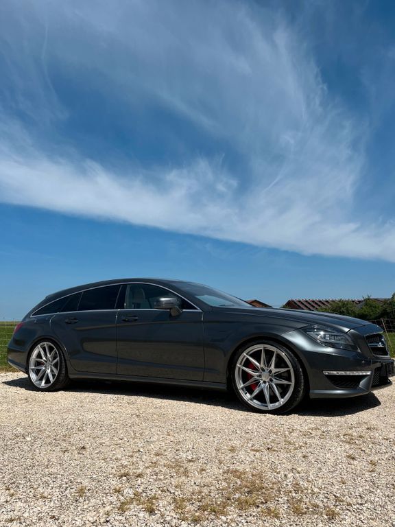 Mercedes-Benz CLS 63 AMG Shooting Brake AMG CLS 63 S 4MATI...