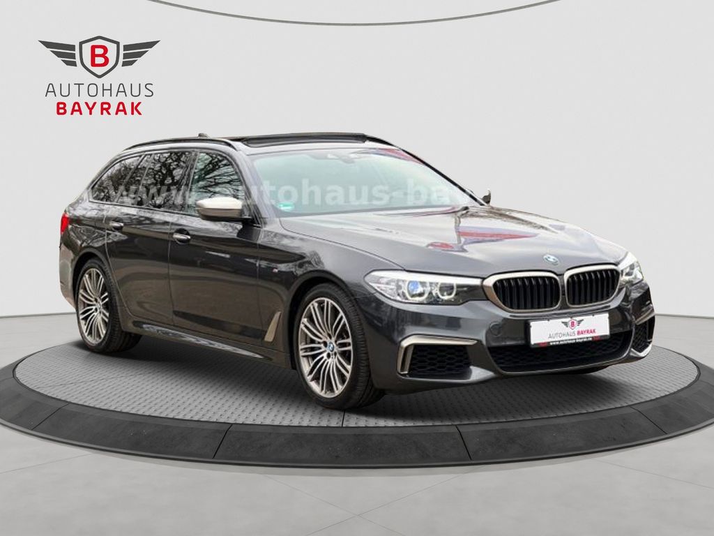 Bild des Angebotes BMW M550 d Touring xDrive PANO/AHK/MEMORY/HUD/KEYLES