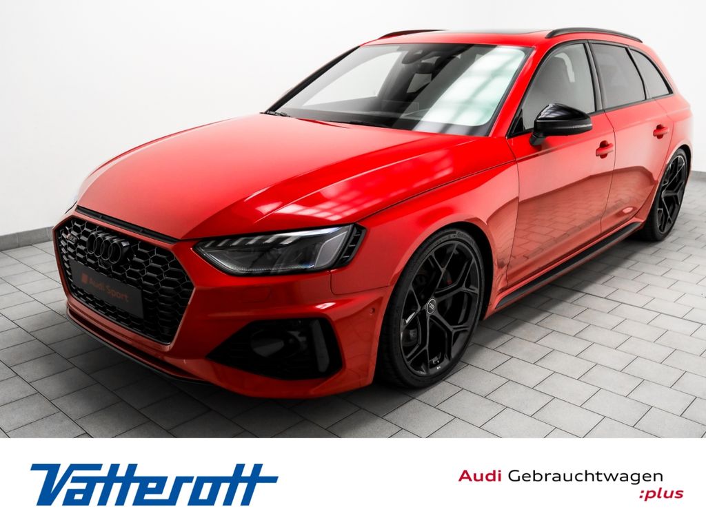 Audi RS4 Avant 2.9 TFSI quattro Pano AHK Leder Wabe