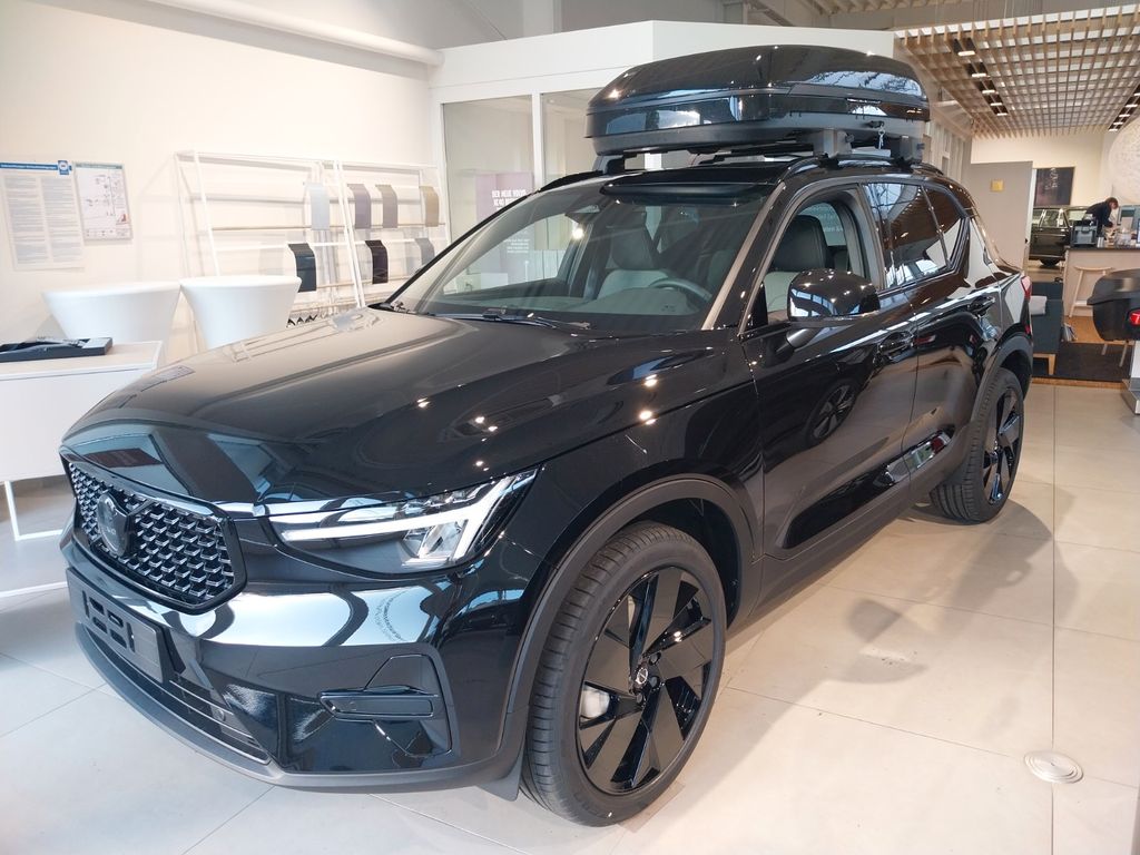 Bild des Angebotes Volvo XC40 Plus Black Edition 2WD