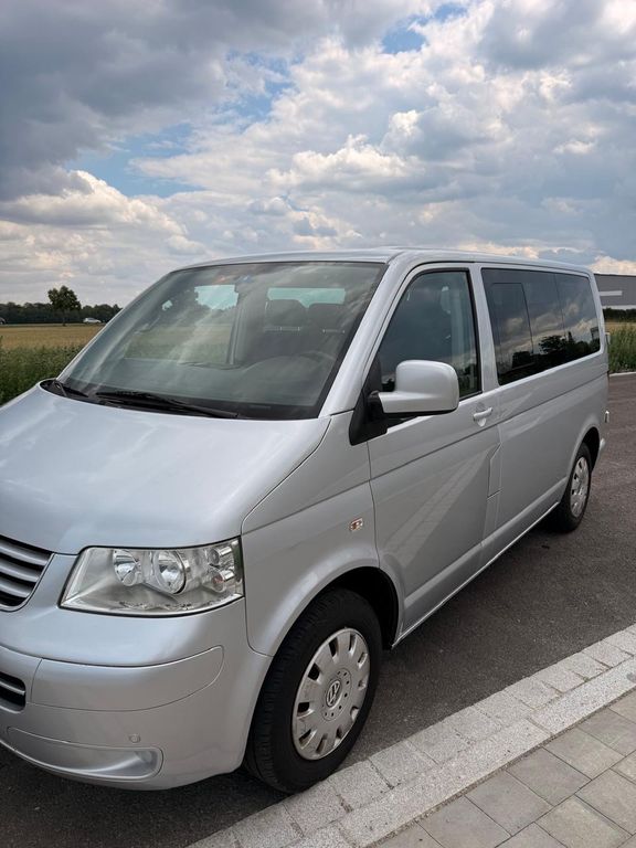 Bild des Angebotes Volkswagen T5 Caravelle - 9 Sitzer - Nettopreis 11.700€