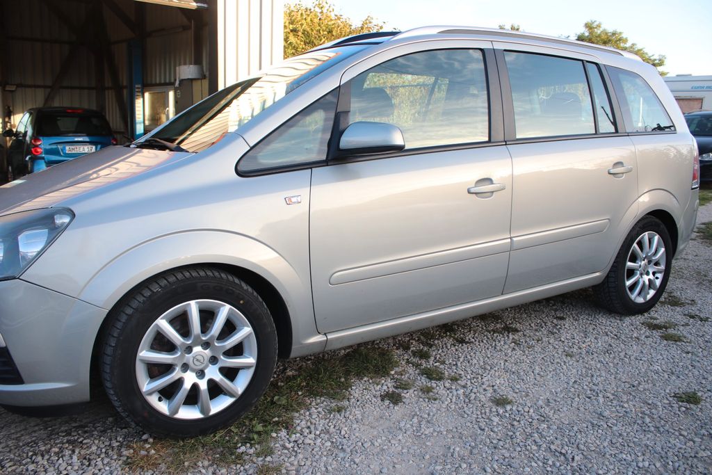 Opel Zafira B 2,0 Turbo OPC Edition Standh.Ahk Navi
