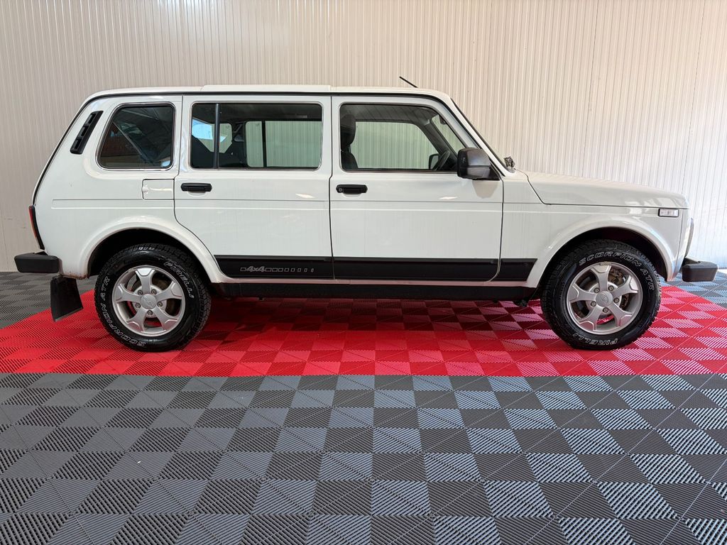Bild des Angebotes Lada Niva Taiga 5-trg. Basis 4x4 Euro 6
