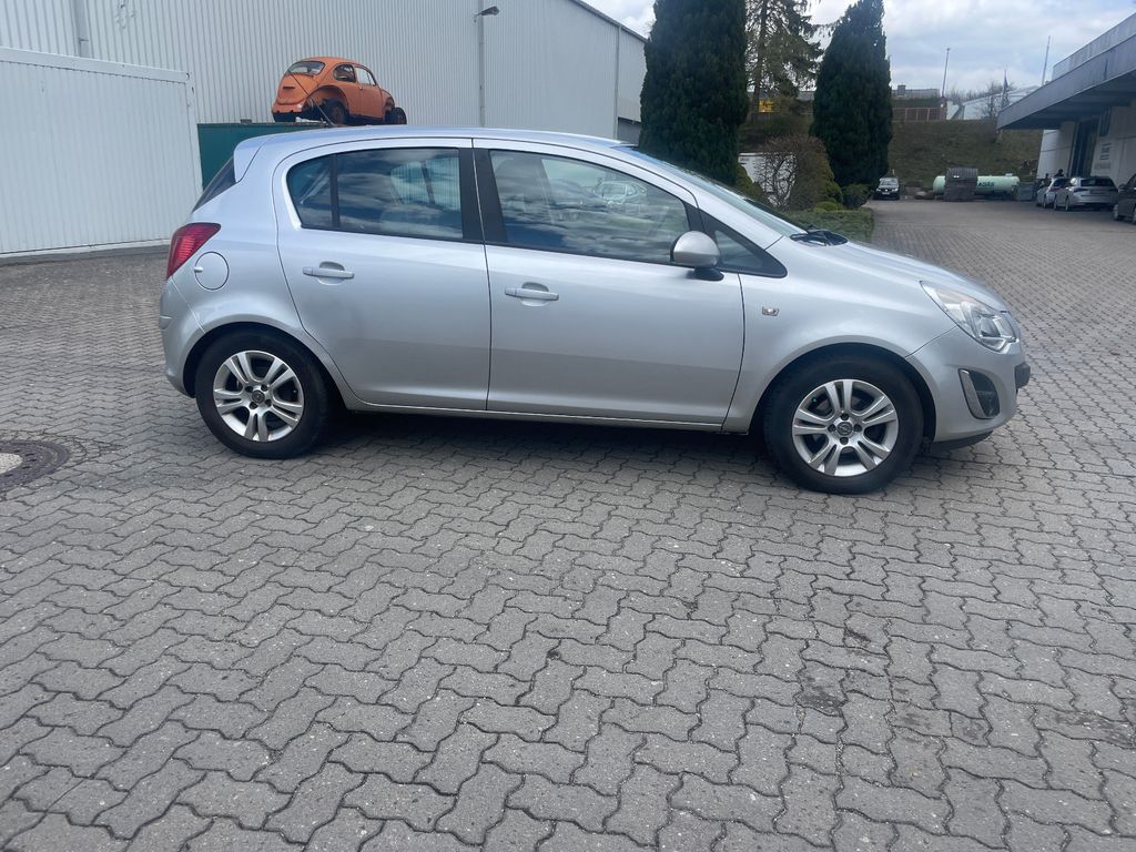 Bild des Angebotes Opel Corsa D Satellite