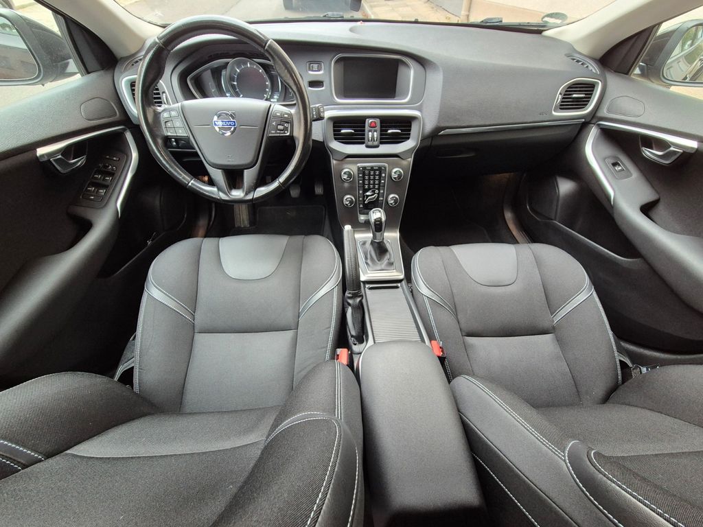 Bild des Angebotes Volvo V40 D3 YOU! in sehr gepflegtem Zustand