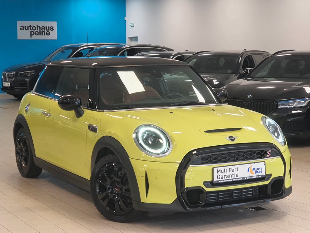 Bild des Angebotes MINI CooperS/Aut/HUD/Panor/LEDer/Kamer/YoursT/Voll