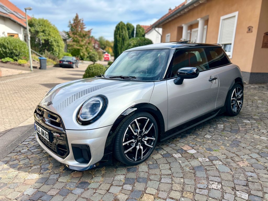 Bild des Angebotes MINI Cooper S John Cooper Works *Pano*H&K*Massage*KW